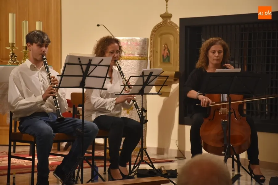 Foto 7 - La Familia Satur pone banda sonora al fin de semana de clausura del A&ntilde;o Jubilar Teresiano