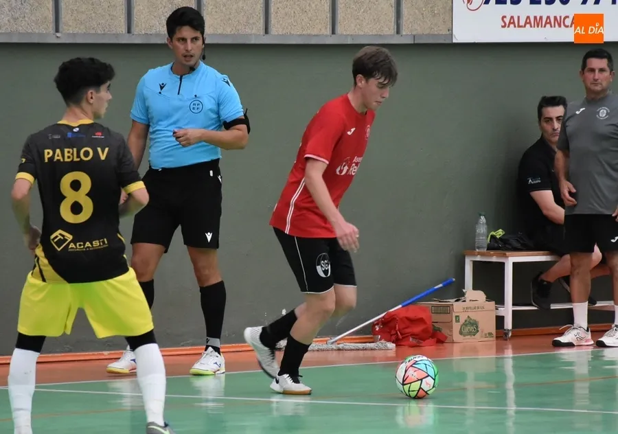 Foto 9 - #MARCADOR [30SEP-1OCT] Duro debut como local del III Juvenil frente a Lugo Sala