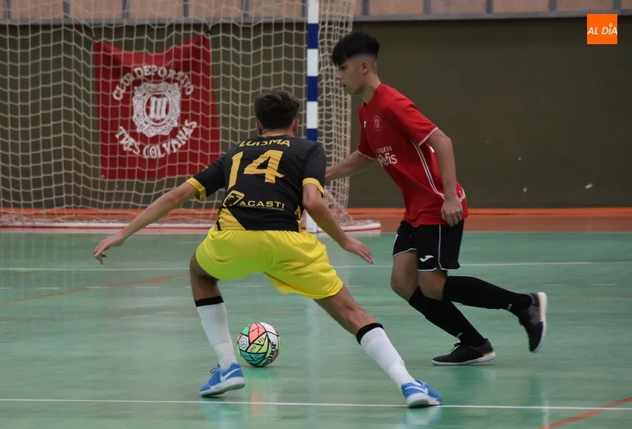 Foto 11 - #MARCADOR [30SEP-1OCT] Duro debut como local del III Juvenil frente a Lugo Sala