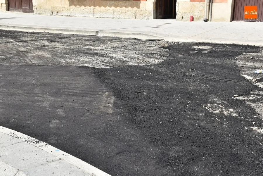 Foto 6 - Paralizado hasta la pr&oacute;xima semana el asfaltado de la Avenida de B&eacute;jar