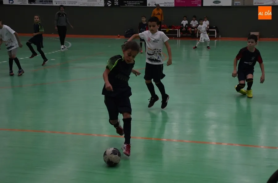Foto 3 - El III Columnas sube el tel&oacute;n de su novedosa Liga Benjam&iacute;n