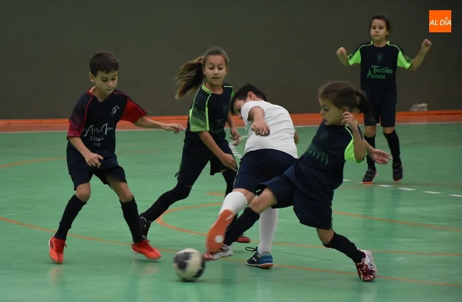 Foto 6 - El III Columnas sube el tel&oacute;n de su novedosa Liga Benjam&iacute;n