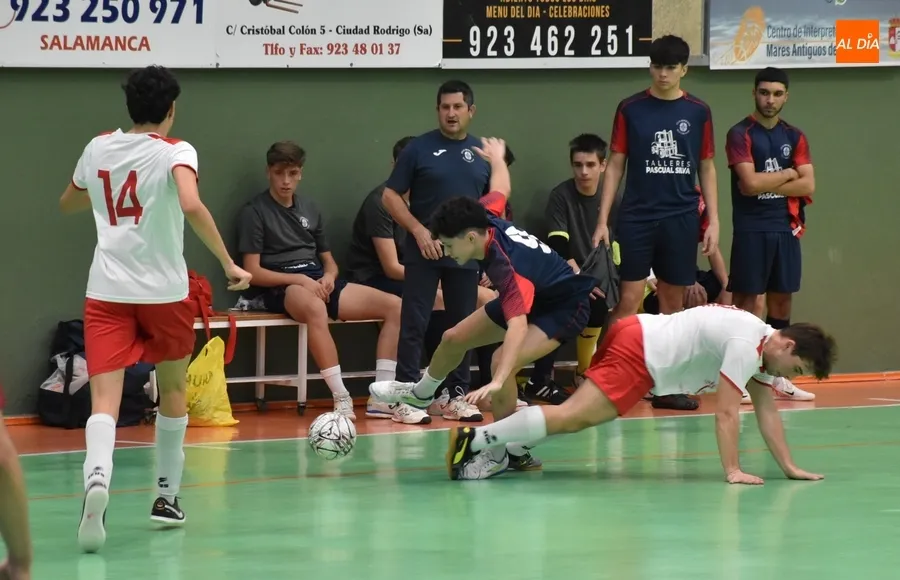 Foto 11 - El III Columnas de Futormes logra su primera victoria con una gran segunda parte