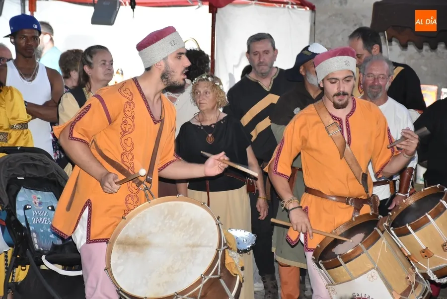 Foto 4 - La Feria Medieval se cierra con una ronda de actuaciones en la que se dio las gracias a Portugal