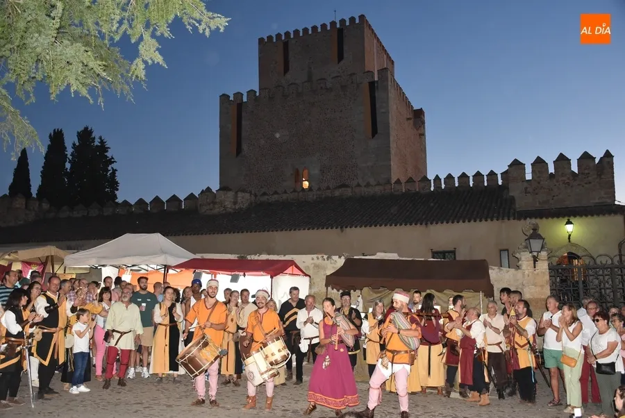 Foto 11 - La Feria Medieval se cierra con una ronda de actuaciones en la que se dio las gracias a Portugal