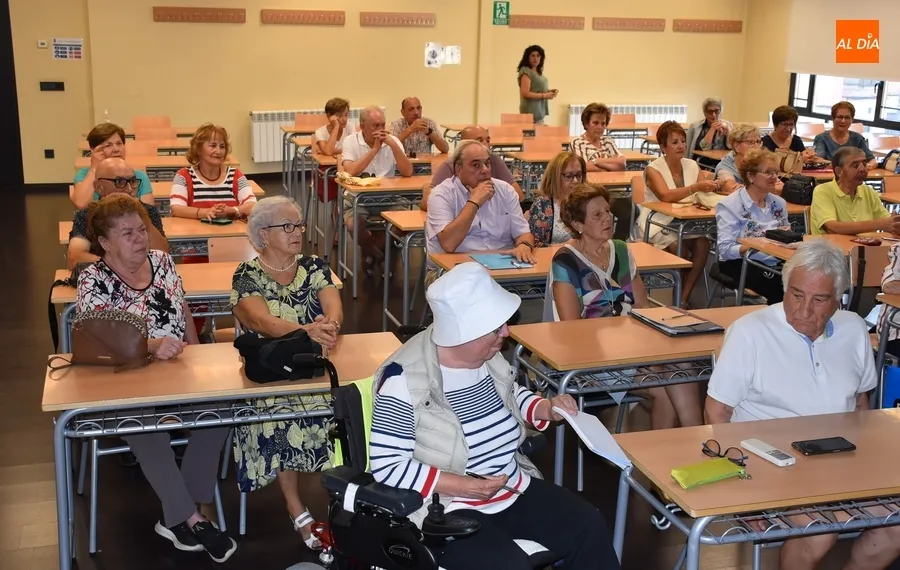Foto 4 - Empieza el curso de la Universidad de la Experiencia manteniendo su volumen de alumnos