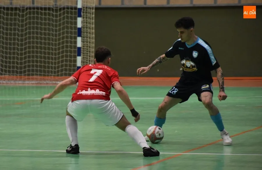 Foto 4 - El III Senior corta su mala racha en un buen partido pero se queda al final sin el gran premio