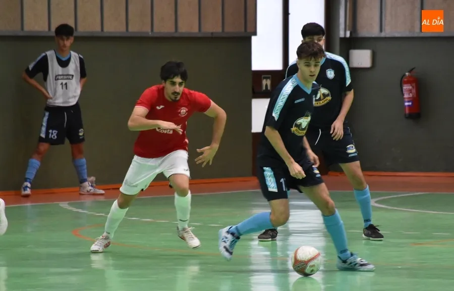 Foto 7 - El III Senior corta su mala racha en un buen partido pero se queda al final sin el gran premio