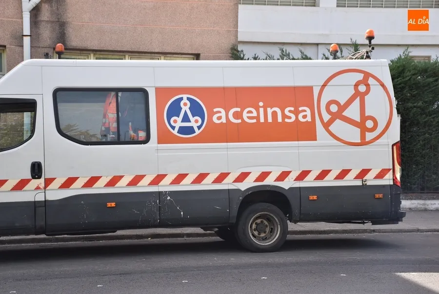 Foto 4 - Renacen los pasos de cebra de la Avenida de Espa&ntilde;a
