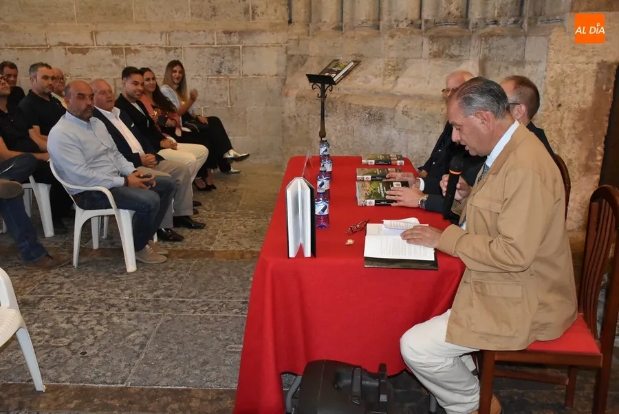 Foto 6 - Ve la luz el 2&ordm; tomo de la nueva Historia de Ciudad Rodrigo y su Tierra