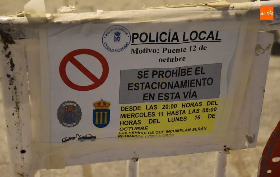 Foto 2 - Prohibidos hasta el lunes el aparcamiento y los giros en la Plaza Mayor