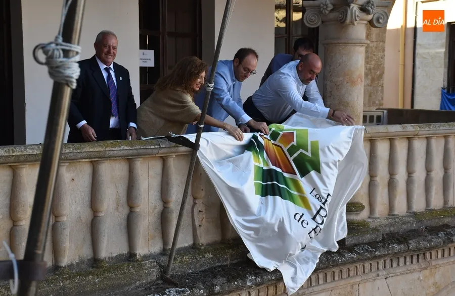 Foto 3 - El Ayuntamiento exhorta al civismo en el D&iacute;a de Los Pueblos M&aacute;s Bonitos de Espa&ntilde;a