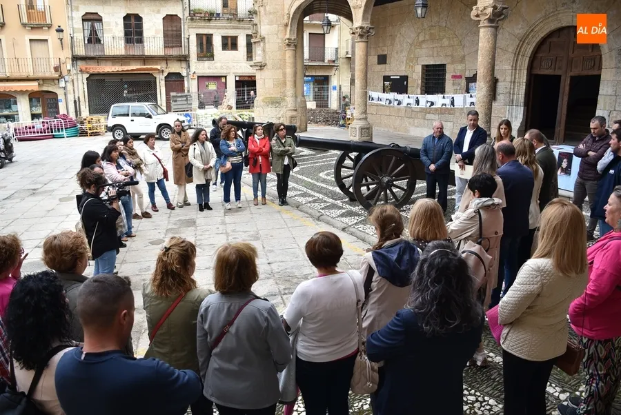 Foto 9 - Ciudad Rodrigo muestra su apoyo a las v&iacute;ctimas de la trata y la prostituci&oacute;n
