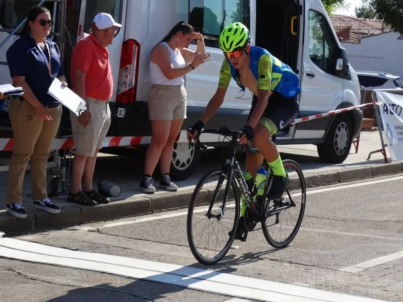 Deportistas de la Escuela Salmantina de Ciclismo