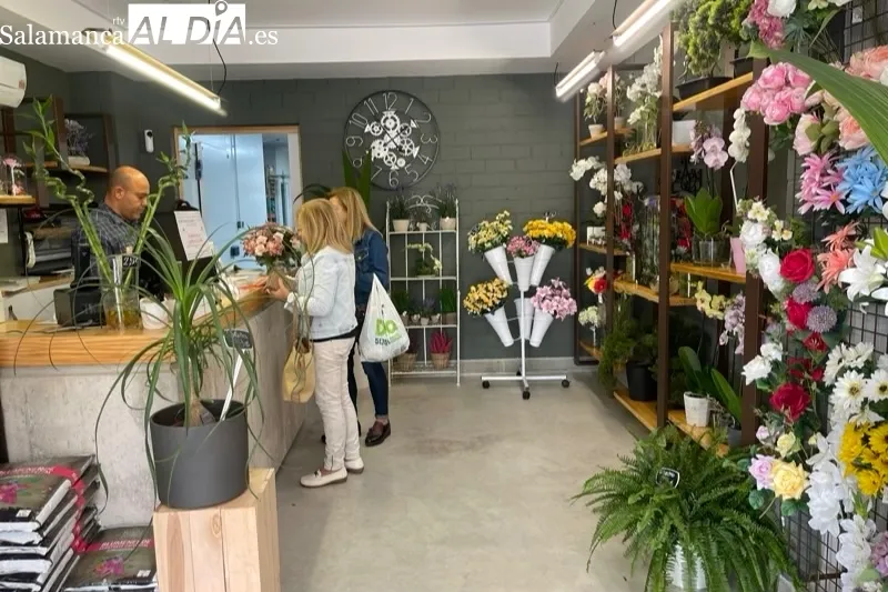 Floristeria Martina esta en el Paseo de la Estación 8 en Peñaranda