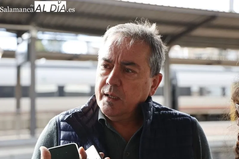 Felipe Mateos el presidente del Comité de Empresa de RENFE en Salamanca.  Foto de David Sañudo