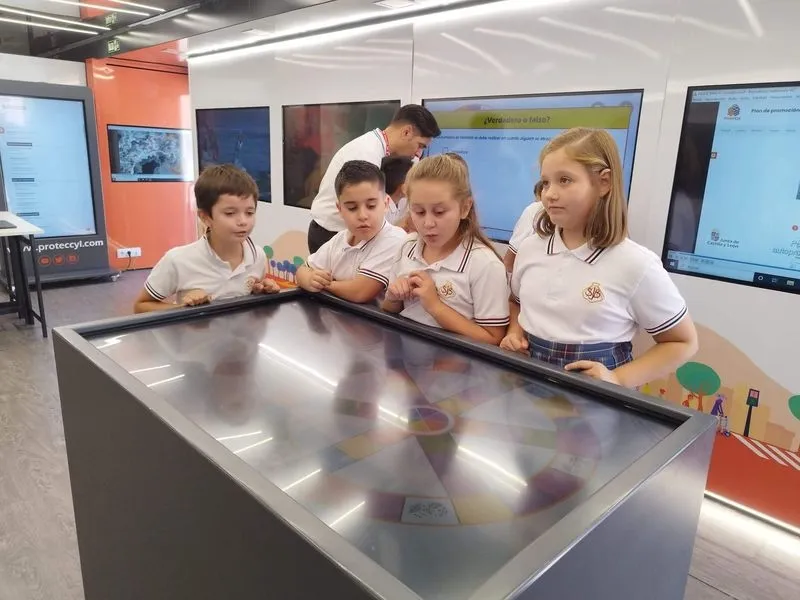 Foto 9 - Alumnos del Colegio San Juan Bosco ponen en pr&aacute;ctica todo lo aprendido en el espacio PROTECCYL