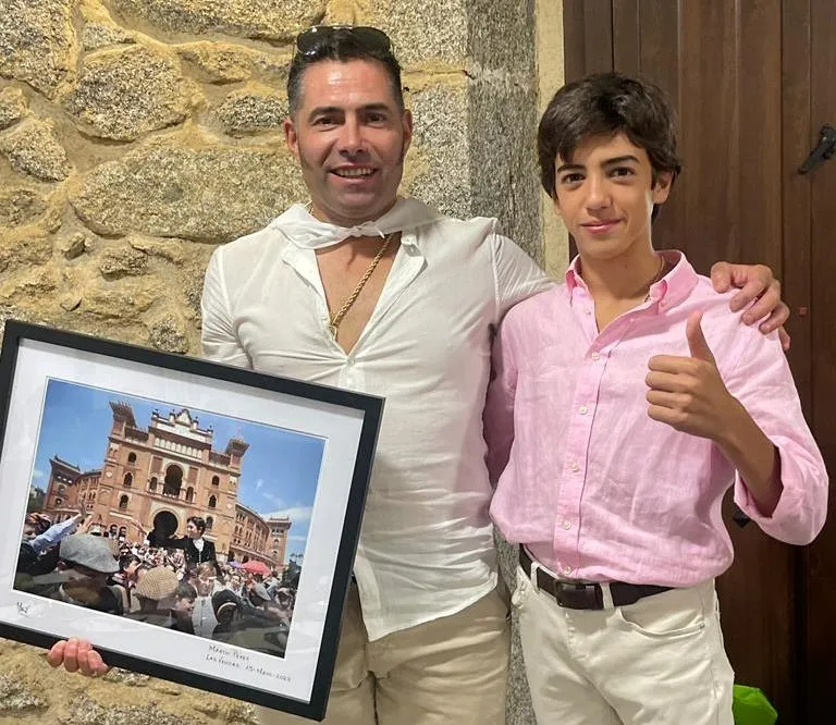 Foto 5 - La Pe&ntilde;a Marco P&eacute;rez, que re&uacute;ne ya a 220 socios, vive su puesta de largo