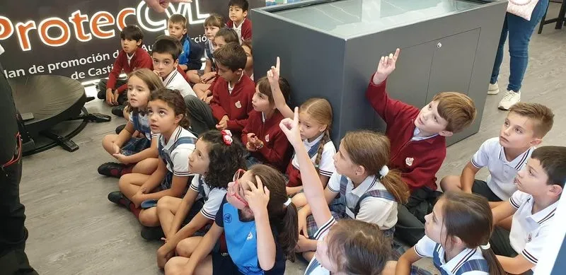 Foto 5 - Alumnos del Colegio San Juan Bosco ponen en pr&aacute;ctica todo lo aprendido en el espacio PROTECCYL
