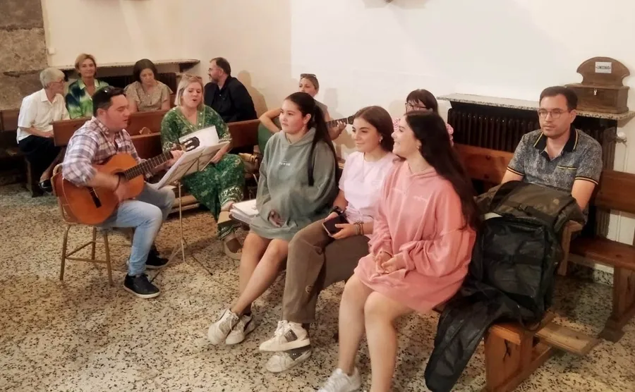 Foto 3 - San Andr&eacute;s da inicio al curso de Catequesis con una celebraci&oacute;n colectiva
