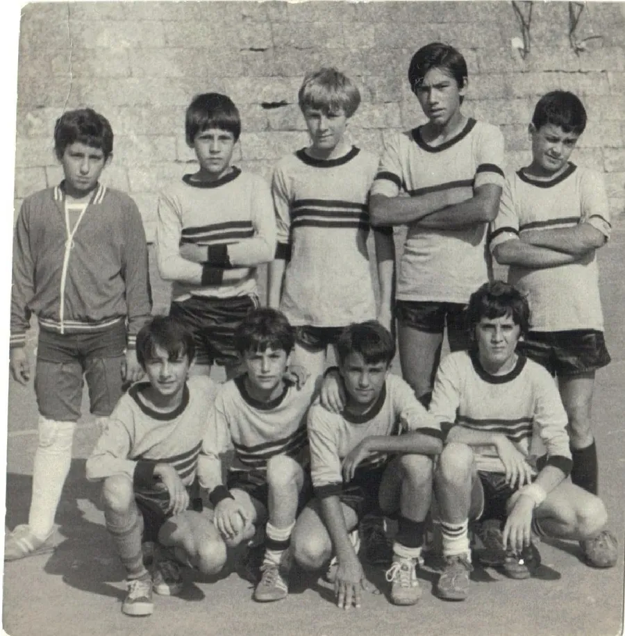 Foto 9 - La secci&oacute;n de futbito del Cristo Pich&eacute; se reencuentra para homenajear a Mat&iacute;as y Chuchi