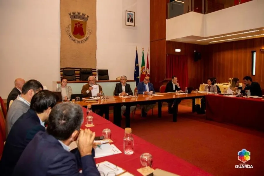 Foto 3 - Ciudad Rodrigo toma parte en una reuni&oacute;n en Guarda de la Red Cencyl