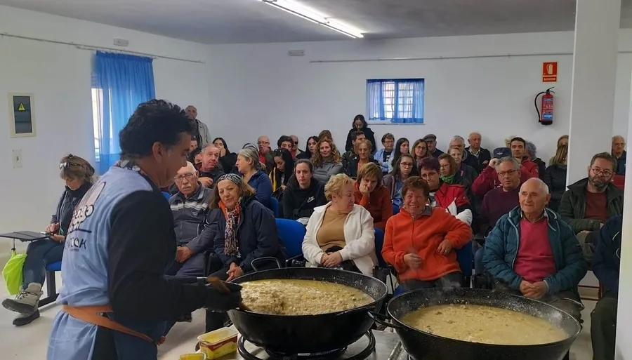 Foto 4 - Las Jornadas Micol&oacute;gicas de Salamanca re&uacute;nen a 130 comensales en Serradilla del Arroyo