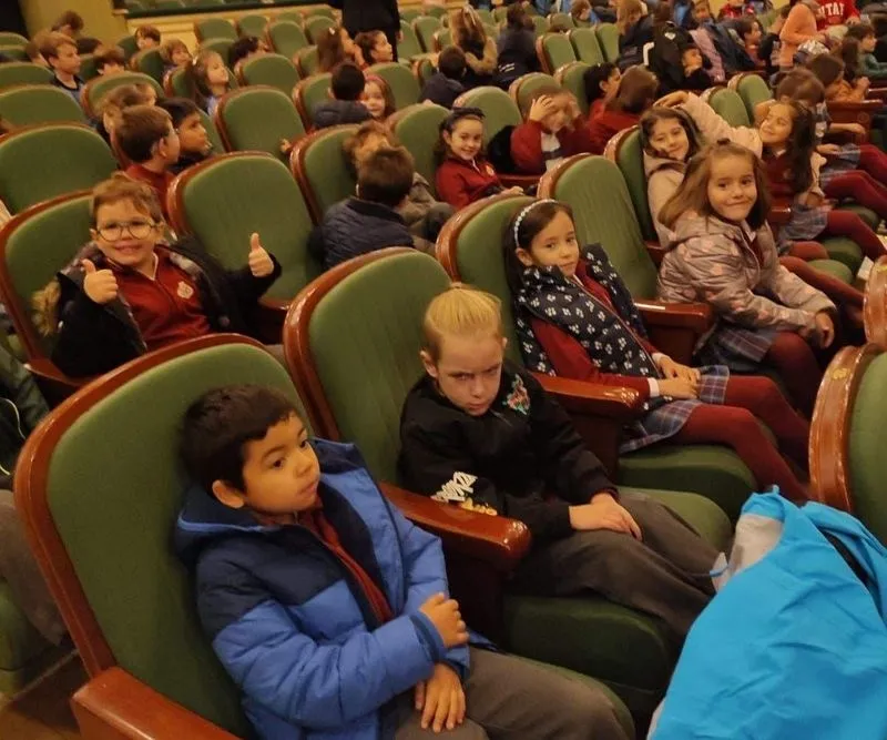 Foto 3 - Visita al Liceo de los alumnos de 1&ordm; y 2&ordm; de Primaria de San Juan Bosco 