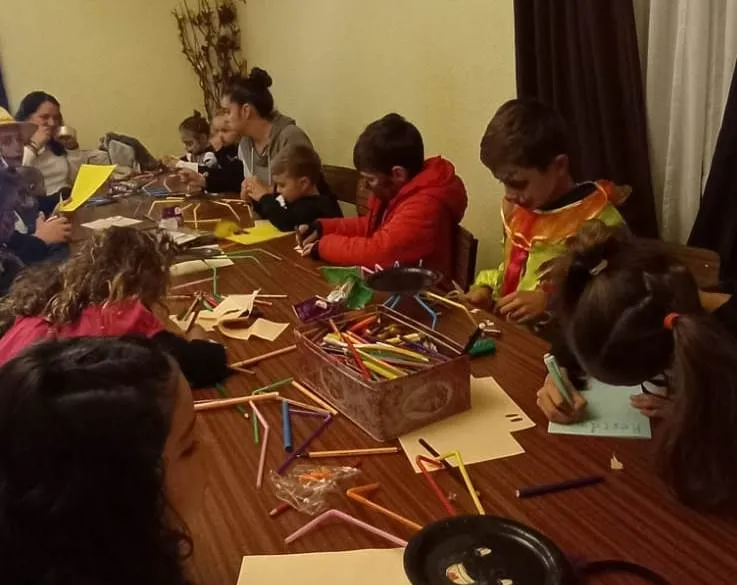 Foto 10 - Ni&ntilde;os de El Sah&uacute;go, Robleda, Ciudad Rodrigo, Martiago y Agallas celebran juntos Halloween