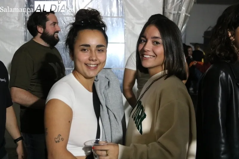 La juventud de El Cubo de Don Sancho disfruta de las fiestas de Santa Teresa / CORRAL