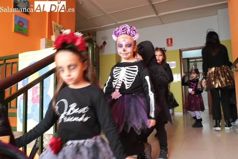 Celebración de Halloween en el CEIP Manuel Moreno Blanco de Vitigudino / CORRAL 