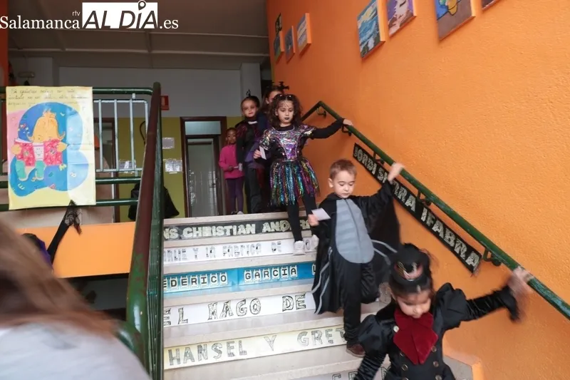 Celebración de Halloween en el CEIP Manuel Moreno Blanco de Vitigudino / CORRAL 