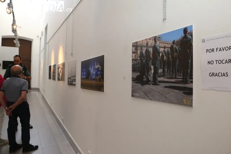 Presentación de la exposición de la Guardia Civil en el edificio San Nicolás de Vitigudino / CORRAL