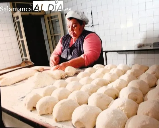 El pan y el vino, metáfora del carácter portugués | Reportaje Gráfico de R. MARTÍN-GARAY desde el Museo del Pan y el Vino de Favaios (Portugal) 