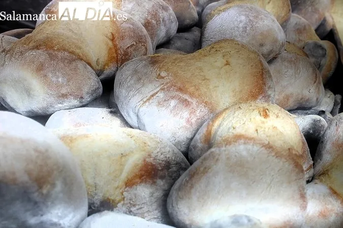 El pan y el vino, metáfora del carácter portugués | Reportaje Gráfico de R. MARTÍN-GARAY desde el Museo del Pan y el Vino de Favaios (Portugal) 