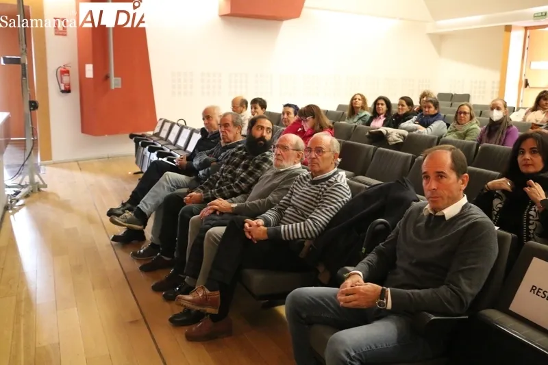 ADEZOS da voz a las mujeres del Oeste Salmantino con la jornada 'Impulso de mujer' celebrada en Vitigudino este martes / CORRAL 