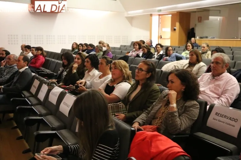 ADEZOS da voz a las mujeres del Oeste Salmantino con la jornada 'Impulso de mujer' celebrada en Vitigudino este martes / CORRAL 