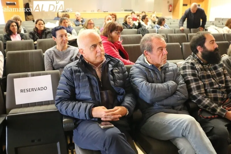 ADEZOS da voz a las mujeres del Oeste Salmantino con la jornada 'Impulso de mujer' celebrada en Vitigudino este martes / CORRAL 