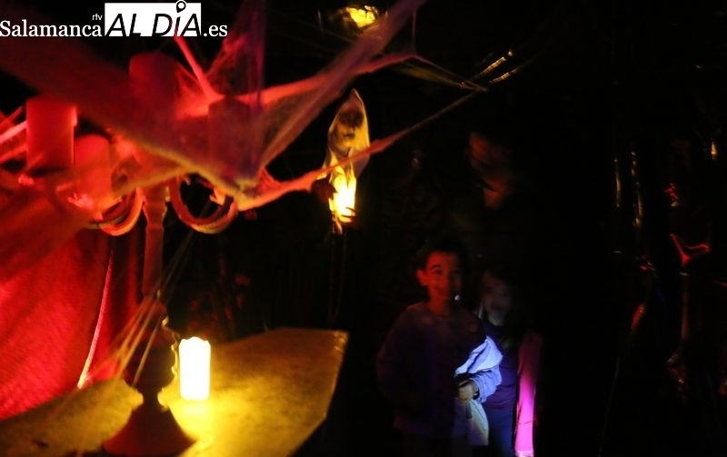 Vitiriteros vuelve a Vitigudino la noche de Halloween con su 'Túnel del Terror' solidario / CORRAL