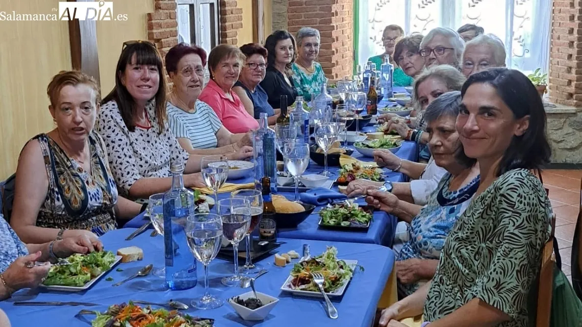 Las mujeres han disfrutado de un exquisito menú