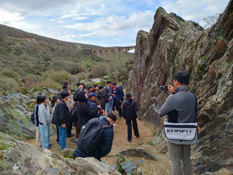 Foto 3 - Funcionarios de Corea del Sur visitan Siega Verde
