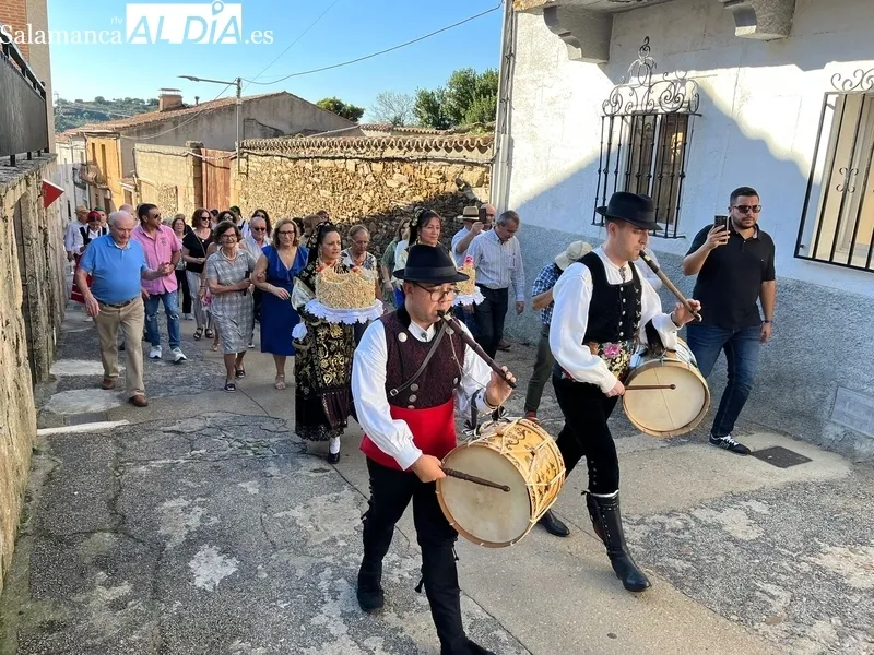 Celebración de la fiesta del Ofertorio en honor a la Virgen del Rosario en Saucelle