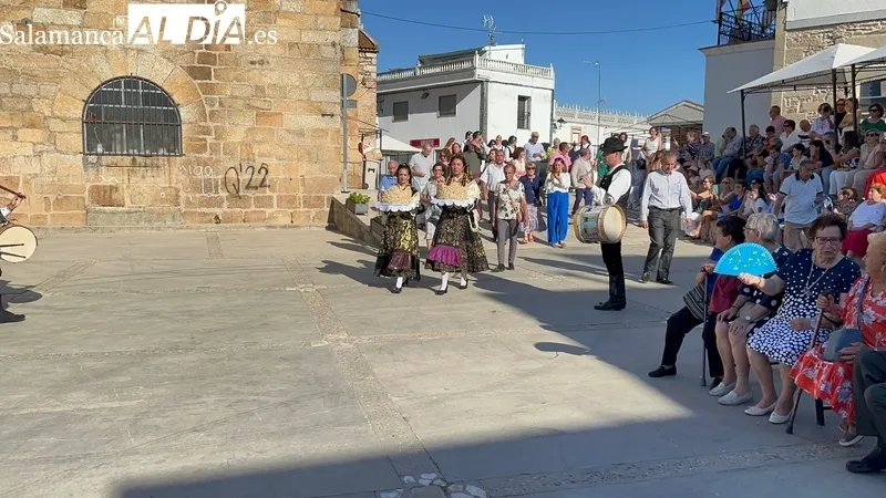 Celebración de la fiesta del Ofertorio en honor a la Virgen del Rosario en Saucelle
