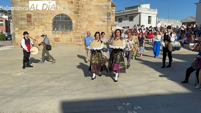 Celebración de la fiesta del Ofertorio en honor a la Virgen del Rosario en Saucelle