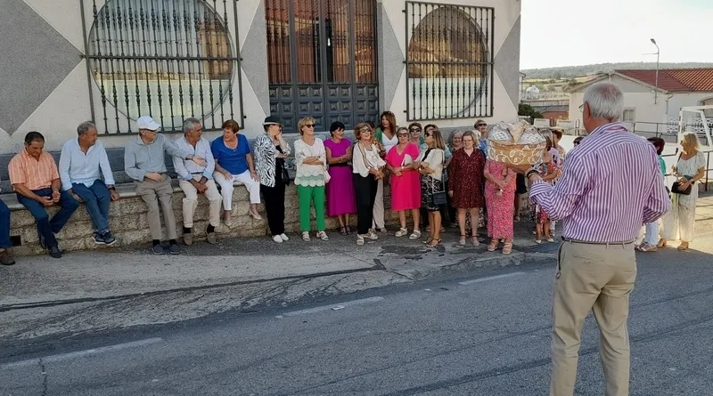 Cipérez celebró la fiesta de las Madrinas con actos religiosos y la subasta de roscas 