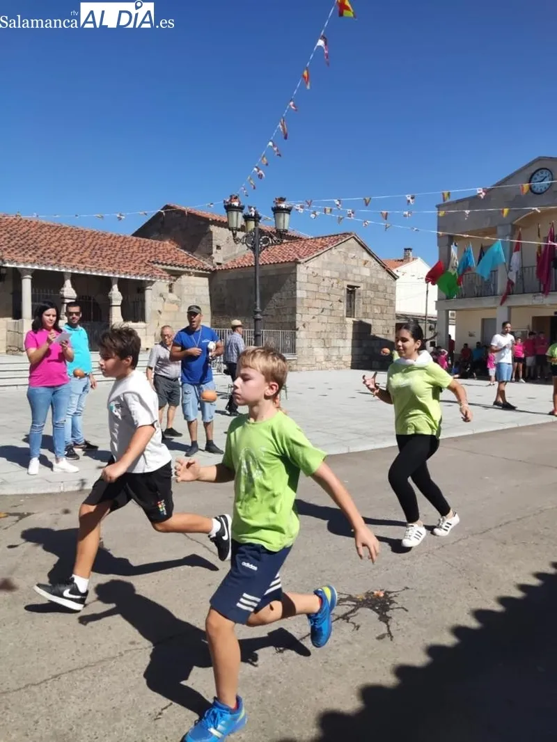 Juegos tradicionales y yincana de peñas para enfilar la recta final de las fiestas en Valderrodrigo 