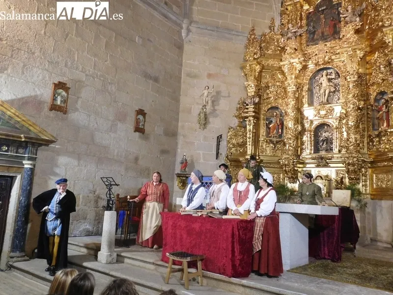 Representación de la obra 'Buscando a Nebrija' en Yecla de Yeltes 
