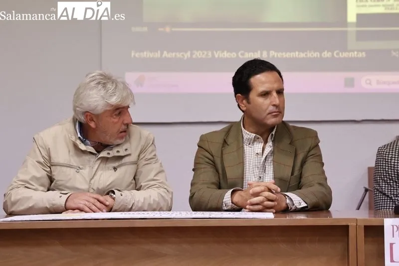 Presentación en el Casino de Salamanca de las cuentas del IV Festival Solidario Domingo-López -Chaves, a favor de AERSCYL. Foto de David Sañudo