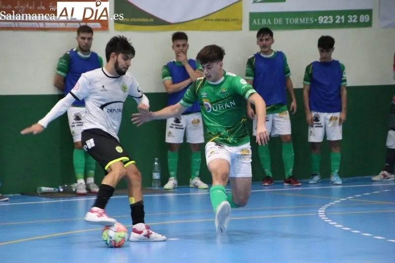 Foto 14 - Sufrida e importante victoria del Piensos Dur&aacute;n Albense ante el Deporcyl Guardo (6-5)