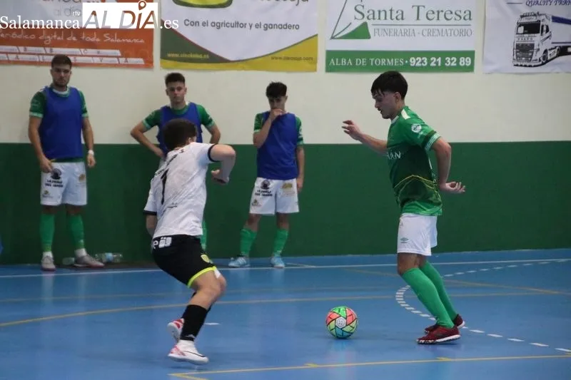 Foto 7 - Sufrida e importante victoria del Piensos Dur&aacute;n Albense ante el Deporcyl Guardo (6-5)
